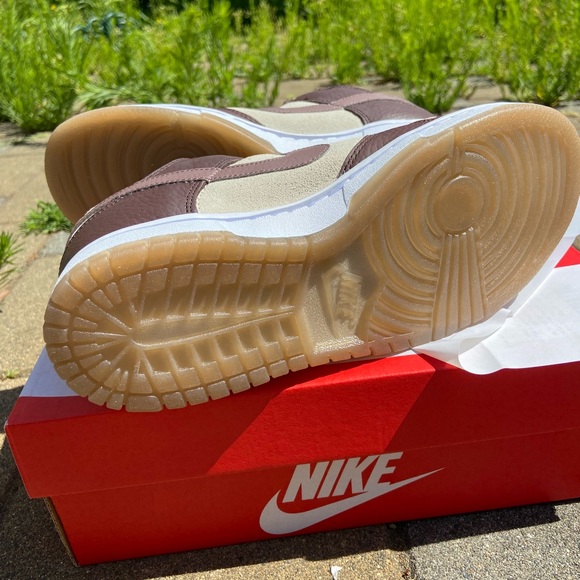 Nike Dunk Low Plum Eclipse (Women’s) - Picture 6 of 9